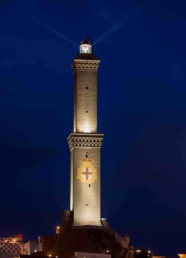 Amazing San Lorenzo 19, Rolli Palace Unesco - Stunning View Overlooking The Cathedral - Free Private Parking- Генуа Екстериор снимка
