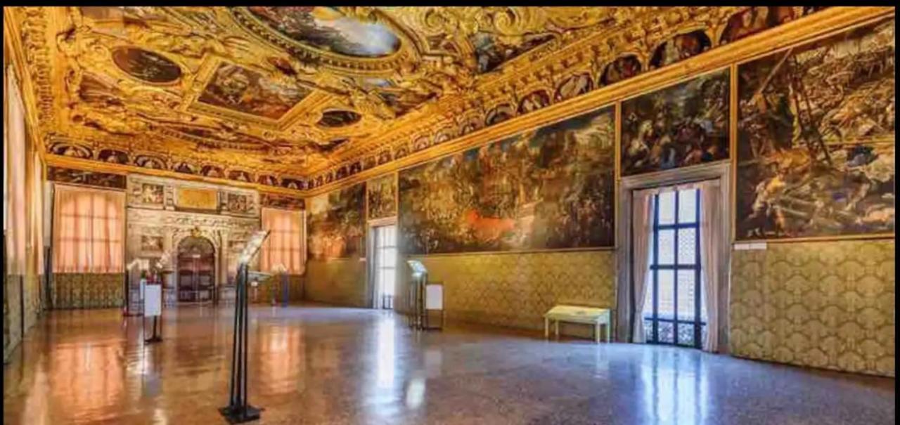 Amazing San Lorenzo 19, Rolli Palace Unesco - Stunning View Overlooking The Cathedral - Free Private Parking- Генуа Екстериор снимка